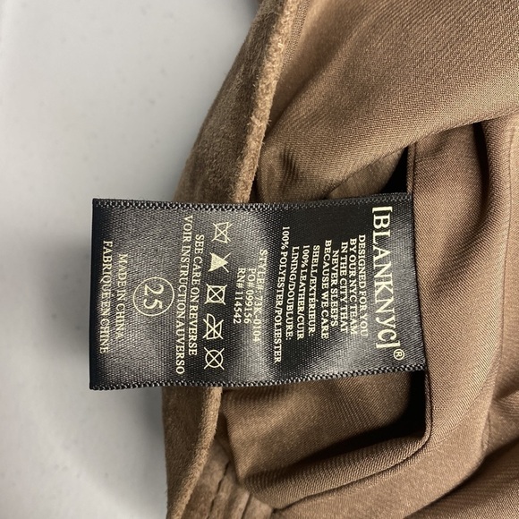 BLANK NYC 100% LEATHER SKIRT WITH POCKETS SIZE 25 - Picture 7 of 8